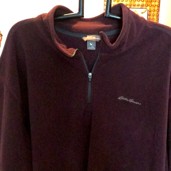 Men’s Eddie Bauer light polar fleece quarter zip top. - Picture 3 of 6